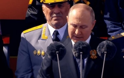 62790e281a3f9_putin-parad-2022